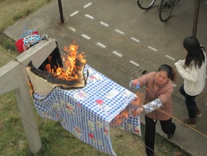 梦见被子着火了，梦见被子着火了又被扑灭了是什么征兆