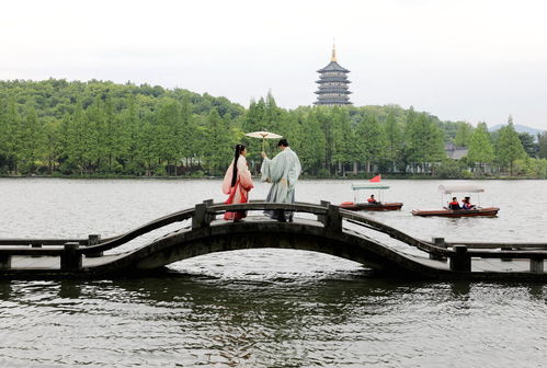 杭州西湖的景点详细介绍