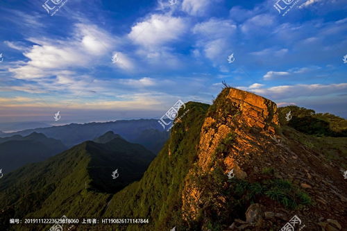 崇山峻岭的意思