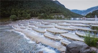 一滴水经过丽江作文仿写，一滴水经过丽江板书设计图